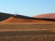 Désolé de vous déranger en pleine extase existentielle...
Nous vous prions de bien vouloir nous excuser de ne pas avoir vu la saleté venue se coller à la vitre de l'objectif (à la pointe de la dune). Elle viendra quelque peu ternir l'ambiance de certaines photos mais comme dit le proverbe chinois : 