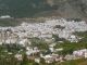 Et voilà ce qu'il voit : Chefchaouen, la ville bleue et blanche.